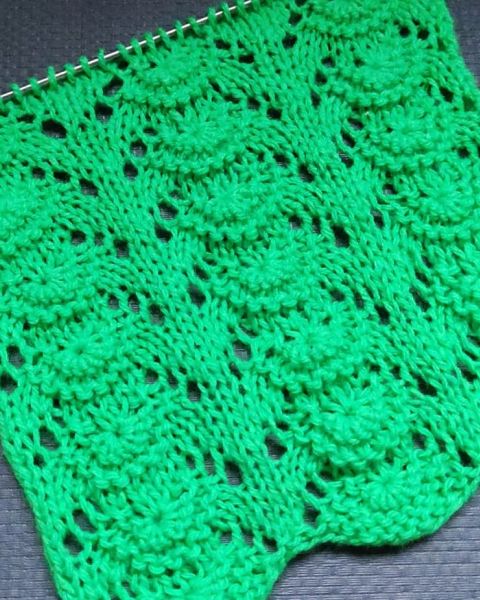 Ajourmuster stricken
