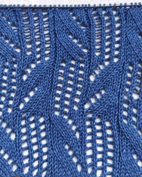 Ajourmuster stricken