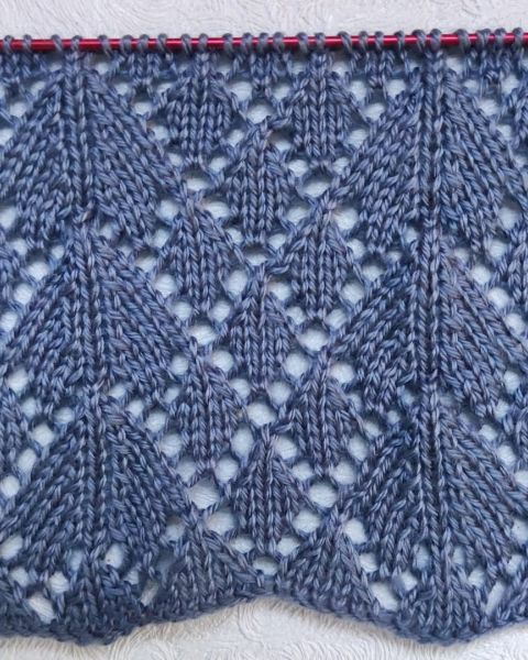 Ajourmuster stricken
