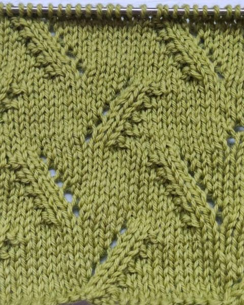 Ajourmuster stricken