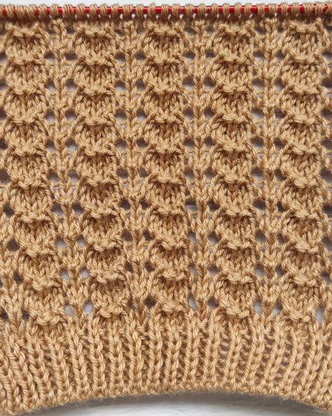 Ajourmuster stricken