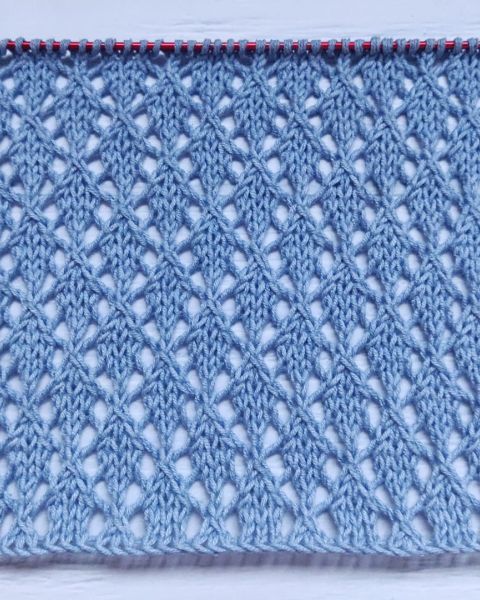 Ajourmuster stricken