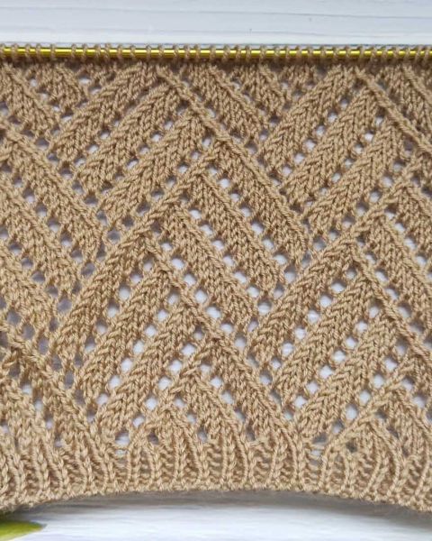 Ajourmuster stricken