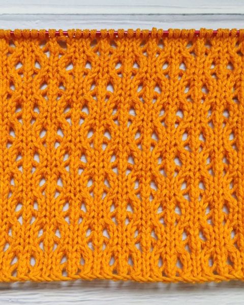 Ajourmuster stricken