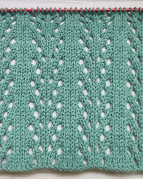 Ajourmuster stricken