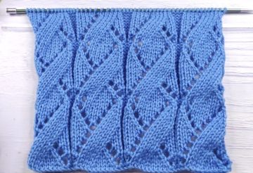 Ajourmuster stricken