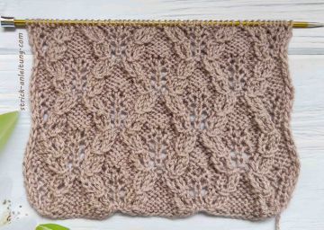 Fantasie-Blattmuster stricken