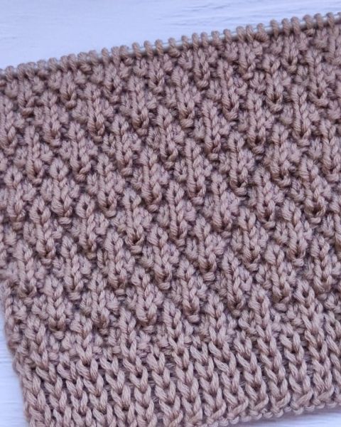 Kleines Rautenmuster stricken