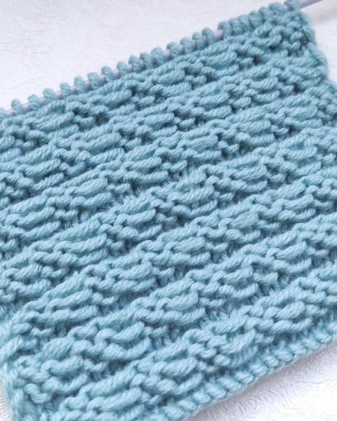 Reliefstreifen stricken