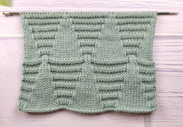 Relief-Dreiecke Stricken