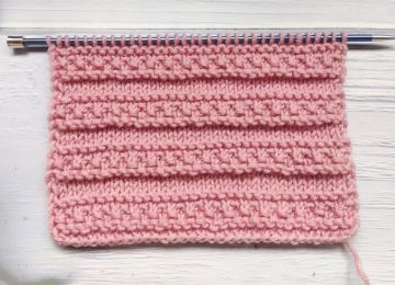 Horizontale Reliefstreifen stricken