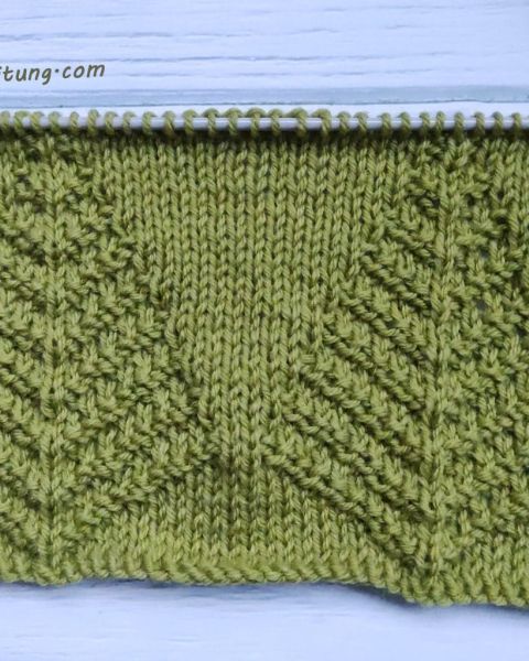 Strickmuster mit einem Weihnachtsbaum