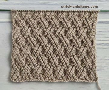Strickmuster mit verkreuzte Maschen