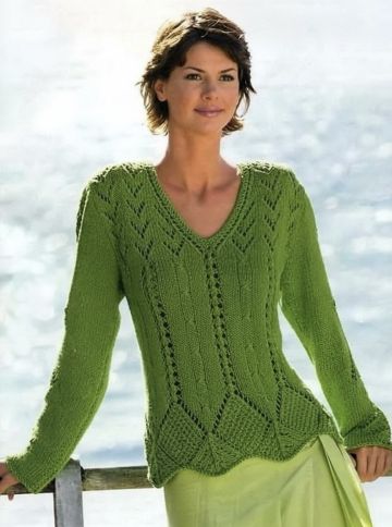Pulli im Mustermix mit V-Ausschnitt