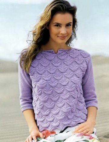 Pulli mit Wellenmuster
