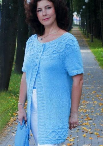Kurzarmjacke mit Rundpasse