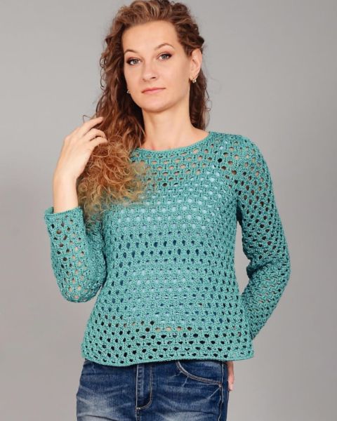 Pulli im Lochmuster