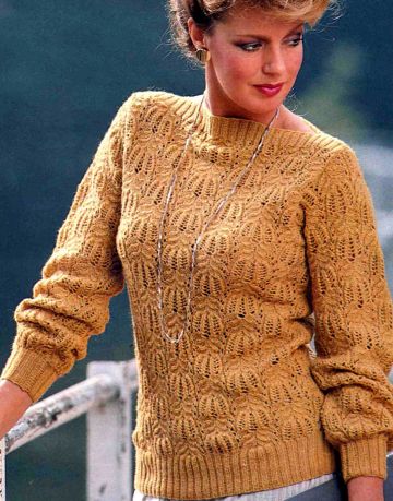 Damenpullover mit Ajourmuster