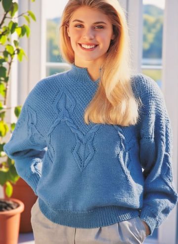 Pullover mit dekorativer Passe