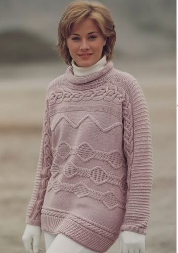 Quer gestrickter Pullover