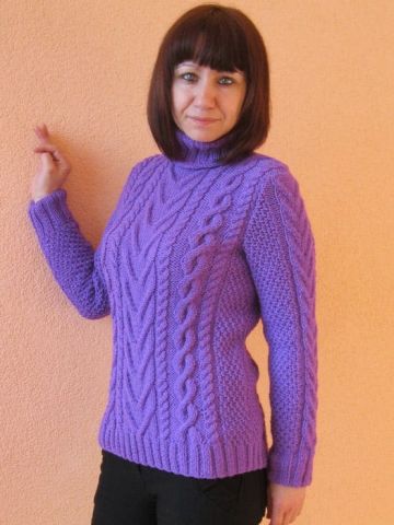 Pullover mit Zopfmuster