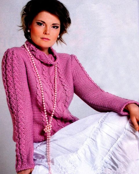 Pullover mit Zopfmuster