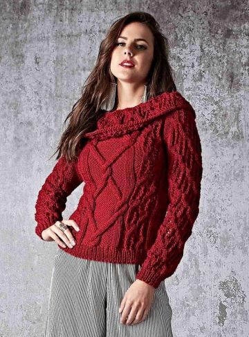 Pullover mit breitem Kragen im Fantasiemuster