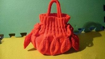 Tasche mit Blattmuster