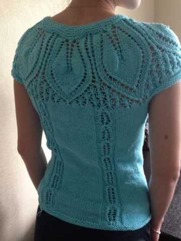 Top mit Rundpasse